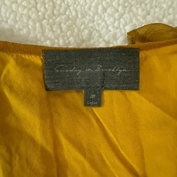 Anthropologie Sunday in Brookly mustard top - Picture 4 of 9